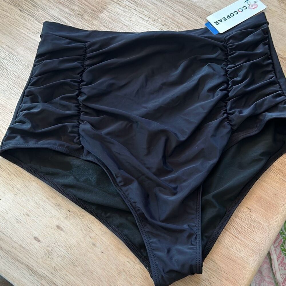 NWT black cocopear high waisted roughed bikini bottom swimwear bottom size 3 XL